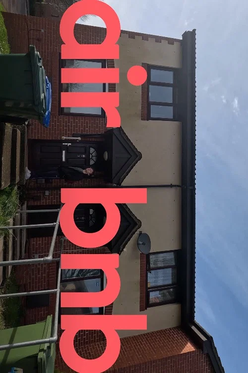 Airbnb постер