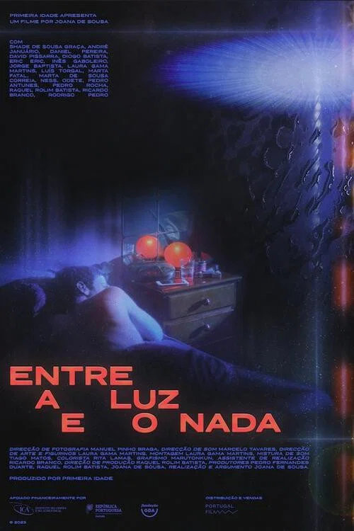 Entre a Luz e o Nada постер