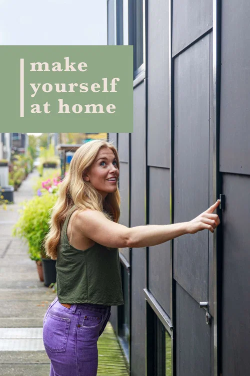 Make Yourself at Home постер