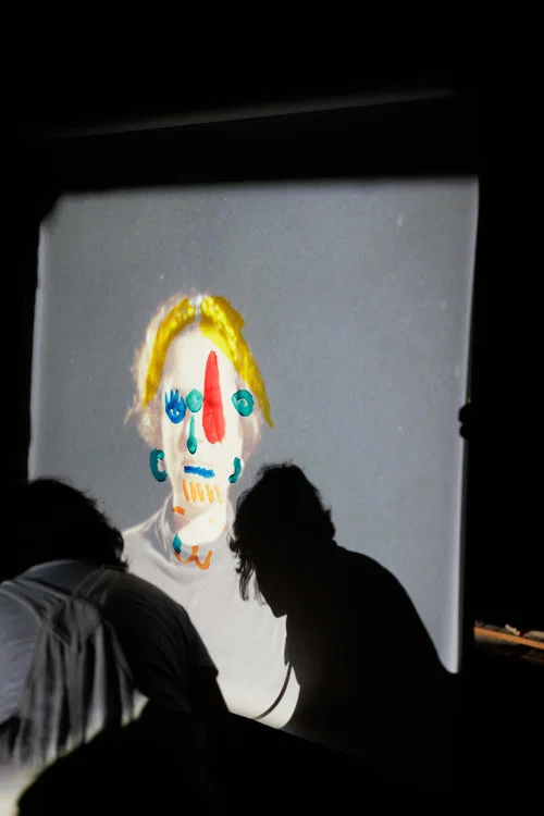 Retrato sentado постер