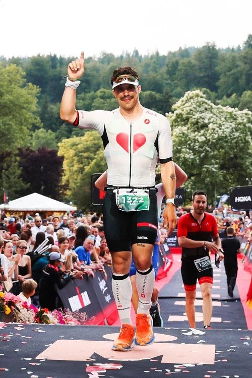 ROAD TO IRONMAN постер
